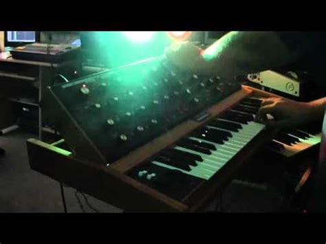 A Minimoog Voyager Voyage Synthtopia