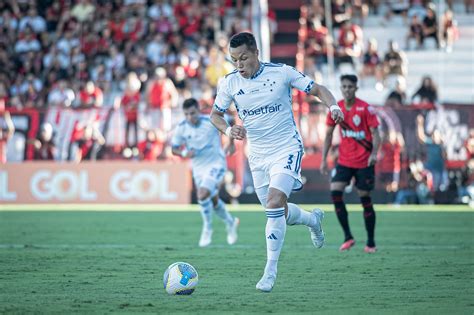 Com Brilho De Matheus Pereira Cruzeiro Vence O Atlético Go No