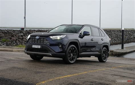 2022 Toyota RAV4 Cruiser Hybrid PerformanceDrive