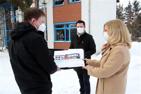 Neubau An Der Michael Ende Schule Winterwetter Verhindert Baustart