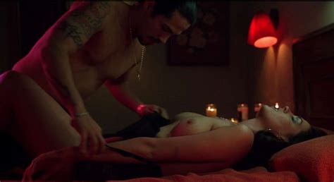 Anne Hathaway Exposing Her Boobs In Movie Caps And Upskirt Porn Pictures XXX Photos Sex Images