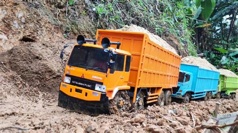 PANTANG MENYERAH Truk Fuso 220Ps Trinton Vs Hino 500 OFROAD Bermuatan