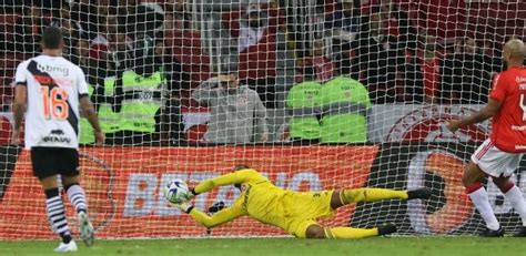 Goleiro Do Inter Faz Defesa Espetacular E Evita Empate Do Vasco Veja