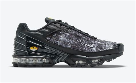 Nike Air Max Plus Black White Graphic Do Release Date Info