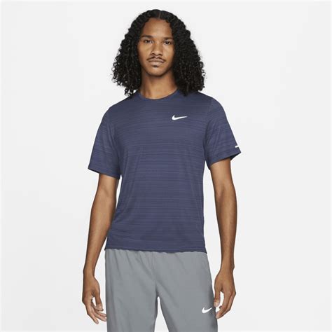 Camiseta Nike Dri Fit Miler Masculina Azul Marinho Titanes Esportes