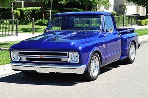 1967 Chevy C10 Short Bed - wall bed sed montonca