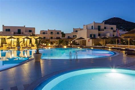 THE 5 BEST Santorini Beach Resorts - Apr 2022 (with Prices) - Tripadvisor