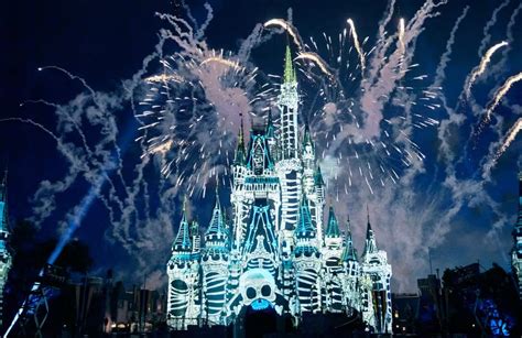 Scott Gustin On Twitter New Disney S Not So Spooky Spectacular