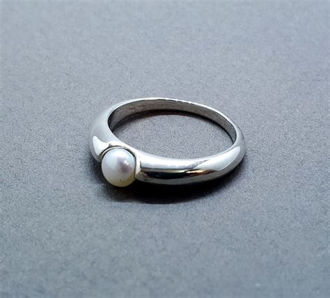 Silver pearl ring | Etsy