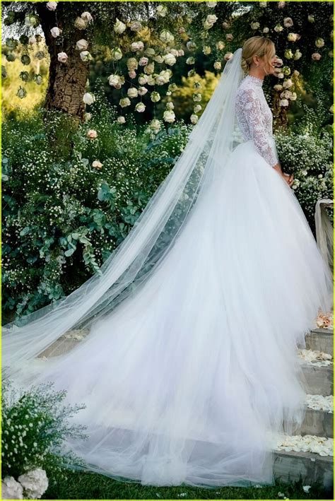 Fashion Blogger Chiara Ferragni Shares Gorgeous Wedding Pics: Photo 4138252 | Chiara Ferragni ...