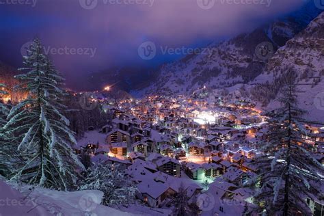 aerial view on zermatt valley and matterhorn peak 10730151 Stock Photo at Vecteezy