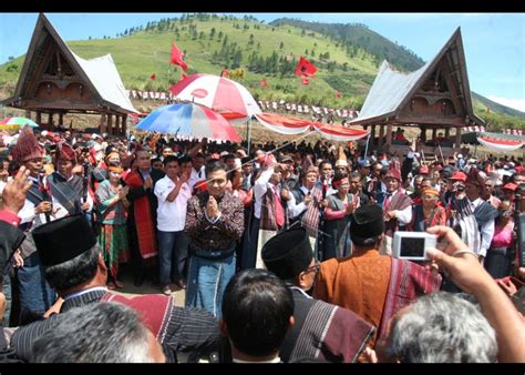 Pesta Budaya Batak Antara Foto