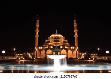 550 Sharjah mosque night Images, Stock Photos & Vectors | Shutterstock