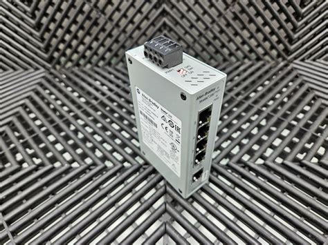 Allen-Bradley 1783-US5T Ser B Stratix 2000 Ethernet Unmanaged Switch ...