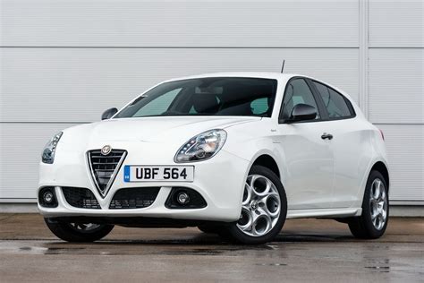 Alfa Romeo Giulietta Sprint Launched in the UK, Priced From £20,490 ...