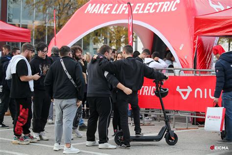 EICMA 2022 E Mobility Piazzale Esterno EICMA