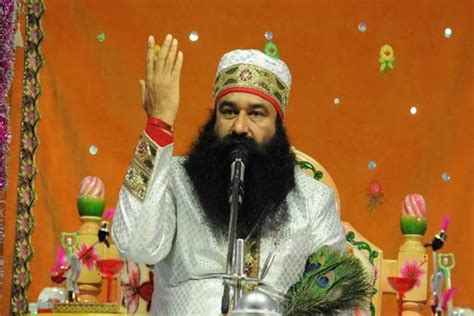 Ram Rahim डेरा सच्चा सौदा प्रमुख राम रहीम सुनारिया जेल से बाहर आया