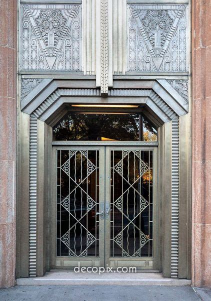 El Dorado Apartments Nyc Art Deco Entry That Also Looks Futuristic To Me Arte Art Deco