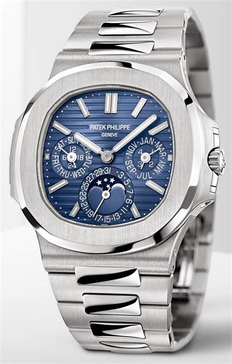 Patek Philippe Nautilus Perpetual Calendar - Вечный календарь Патек ...