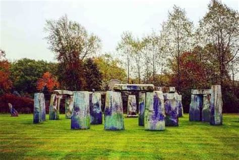 Under Water Stonehenge Found In Lake Michigan