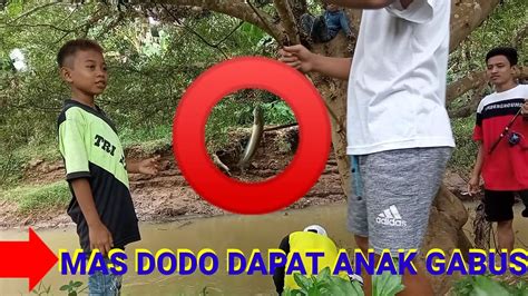 Pemancing Ini Apes Mata Kail Habis Dimakan Ikan Buntal Youtube