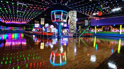 United Skates Of America Is A One Of A Kind Retro Roller Skating Rink