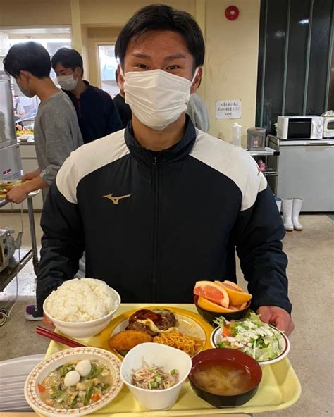 寮のご飯特集☆ 明治大学野球部