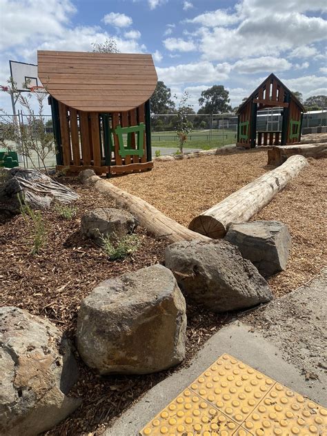 Epping Views Primary School