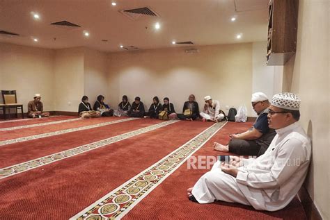 Naskah Khutbah Jumat Kebaikan Itu Dari Allah Republika Online