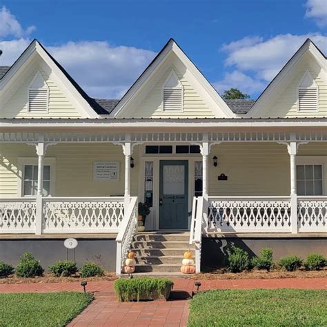 Walking Tour Of Historic Senoia Explore Newnan Coweta