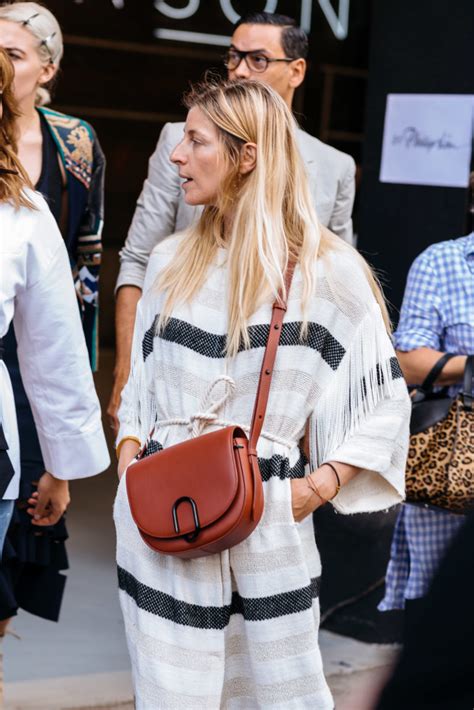 20 Of The Best Street Style Looks From Nyfw Ss17 A Constellation