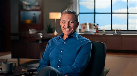 Contrato do CEO Bob Iger é estendido até 2026 Vai pra Disney