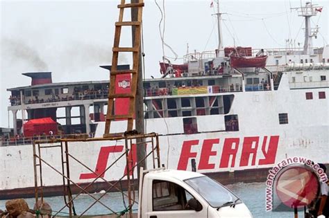 Gelombang Tinggi Akibatkan Bakauheni Merak Satu Jam Lebih Lama Antara