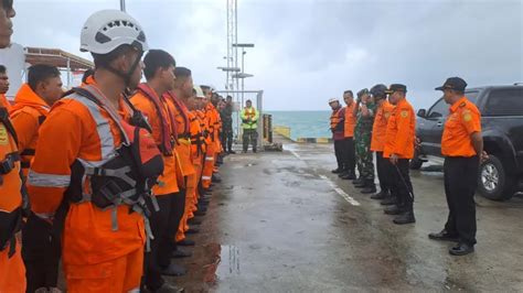 Bantu Longsor Serasan Personil Tim Gabungan Basarnas Diberangkatkan