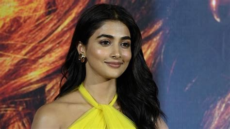 Pooja Hegde Comments On ‘producer Ted Her A Car’ Rumour Agar Badnaam Kare To