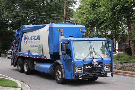 American Disposal Truck Cng Mack Lr Mcneilus Xc Rl Flickr