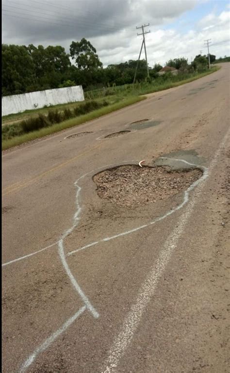 Evaldo Gomes Not Cias Cangu U Rs Buracos Na Pista Causam Preju Zo E