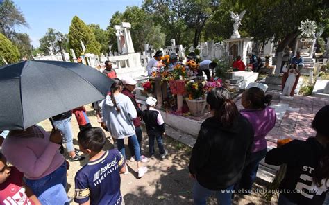 Abarrotan Panteones De Irapuato Durante El D A De Muertos El Sol De