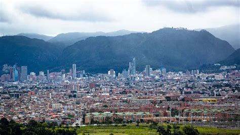 Reporte Del Clima En Bogotá Parcialmente Nublado Este 17 De Diciembre