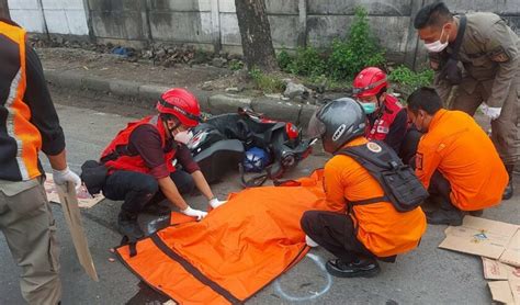 Pengendara Motor Di Kalianak Surabaya Meninggal Tertabrak Trailer