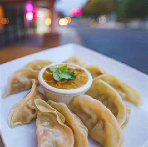 Momos Tandoori Kitchen