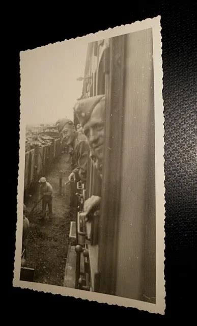 ALTES FOTO EISENBAHN Zug Mit Soldaten Der Wehrmacht 1940 EUR 5 99