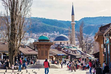 Turisti I Gosti Iz Dr Ava Svijeta Ove Godine Posjetili Sarajevo