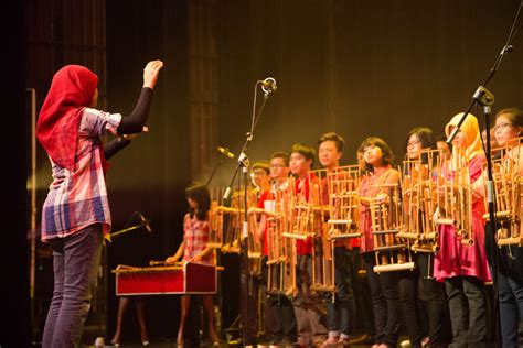 Angklung Ensemble | Harmony Truck