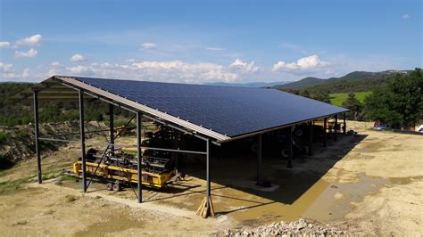 Bâtiment agricole Oppedette Réalisations Terre et Lac Solaire