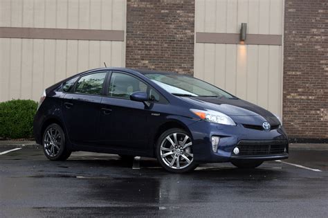 Video Review 2015 Toyota Prius Liftback AutoTalk