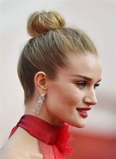 Elegant Top Knots Hairstyles Ideas To Inspire Next Hair Style10 Hair