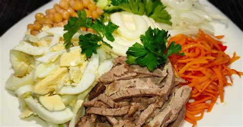 Салат с отварной говядиной и консервированным нутом - Со Вкусом