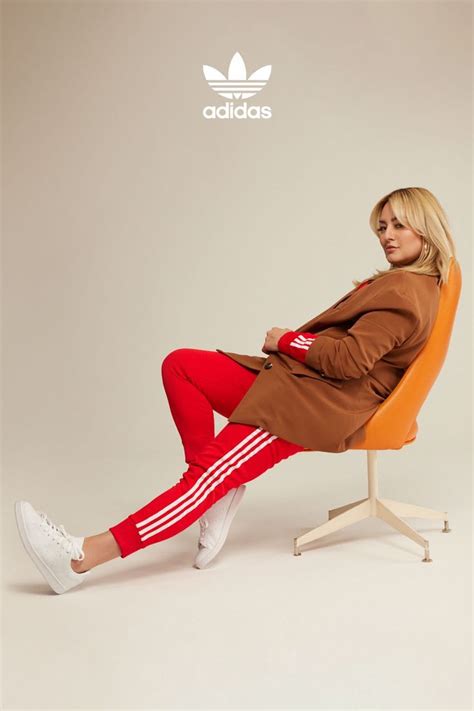 How to Style an adidas Tracksuit | Adidas tracksuit, Adidas women ...