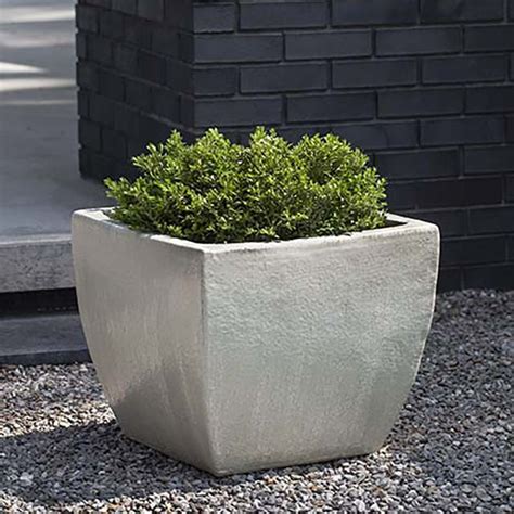 Lorimar Planter